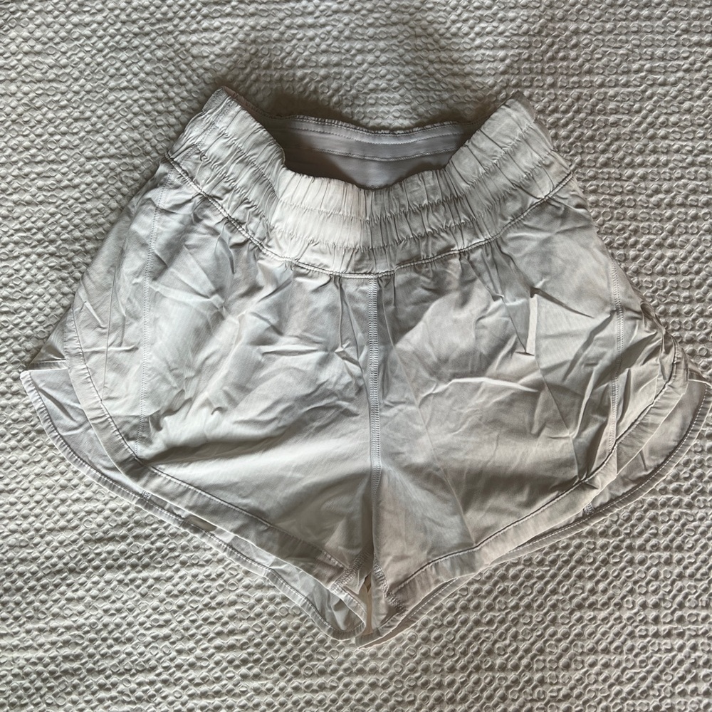 Lululemon Women's White Elastic Waist Shorts